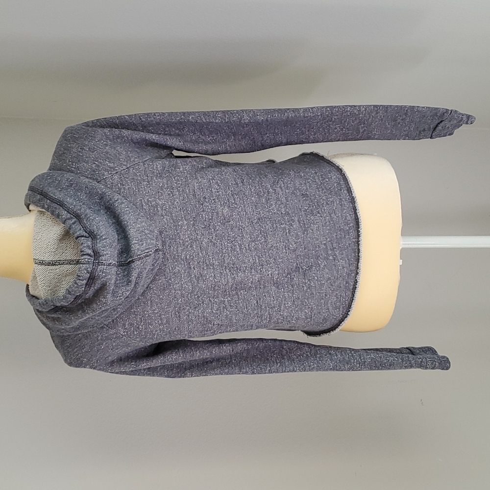Hollister crop hoodie - Picture 4 of 5
